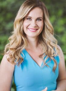 Klaudia Williams, CPHR, D.BM, CPCC Klaudia Williams, CPHR, D.BM, CPCC